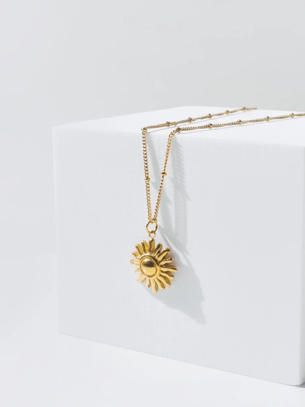 Atolea Sun Necklace NWT Gold Tone